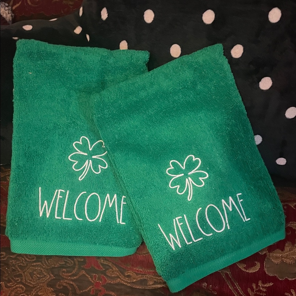 Green Welcome Hand Towels
